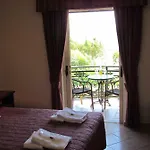 Hotel Porto Fico 2*