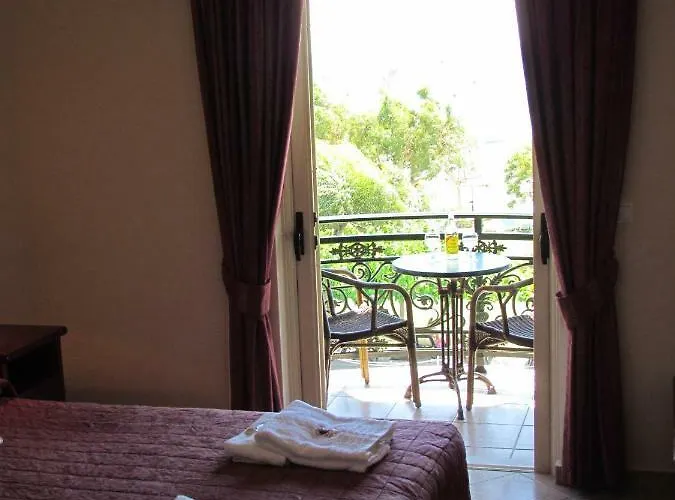 Hotel Porto Fico 2*